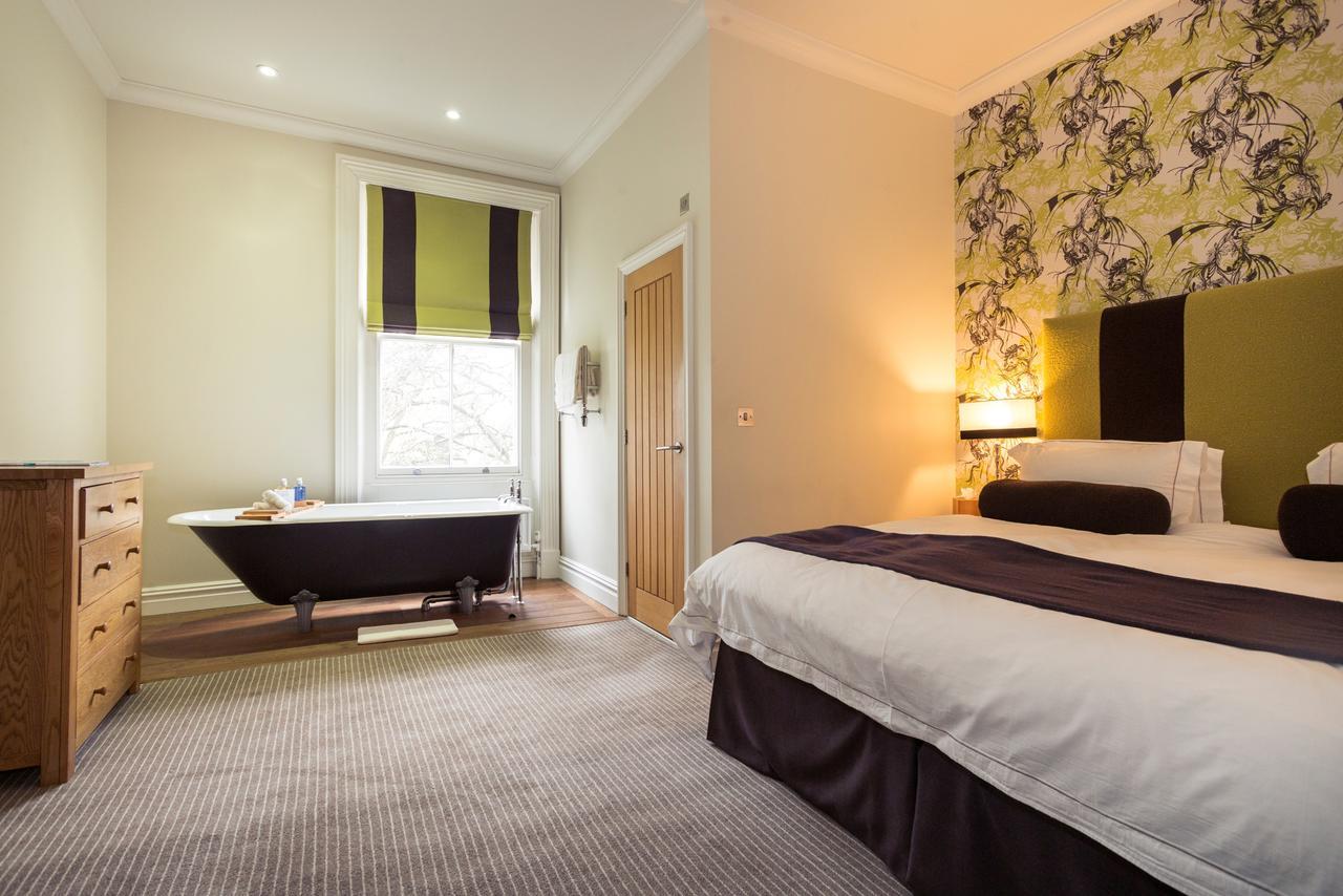 Large Double Room,633346923:JPEG